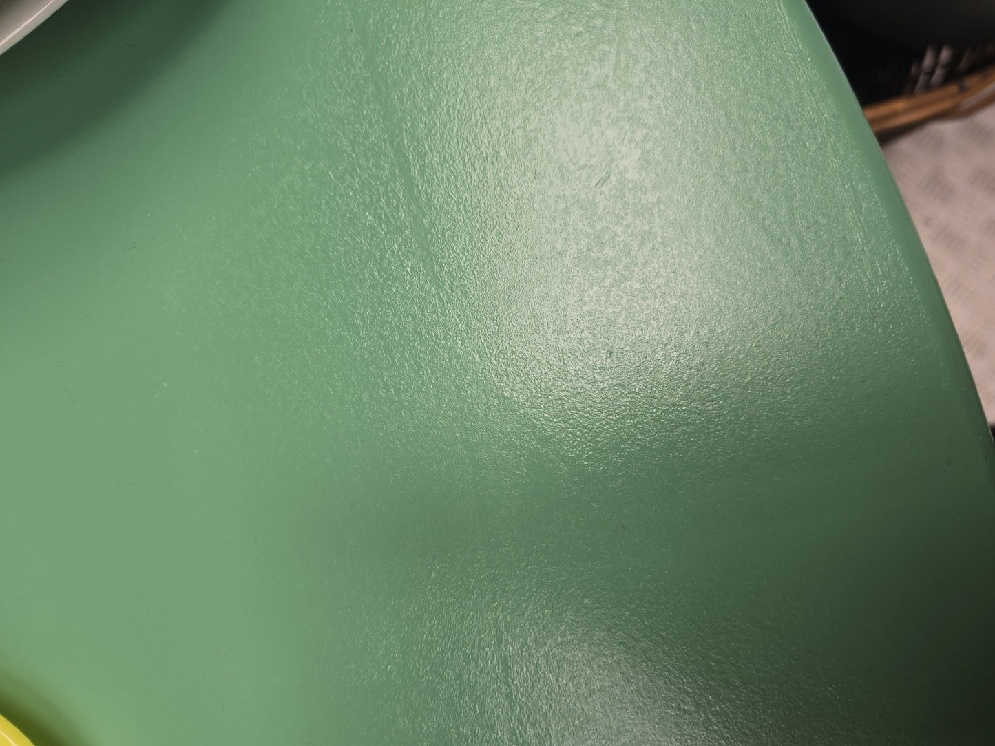 Green Round Pedestal Dining Table
