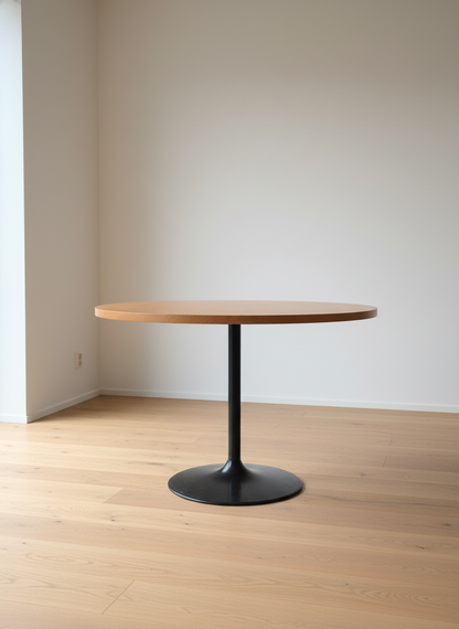 Round Oak Dining Table