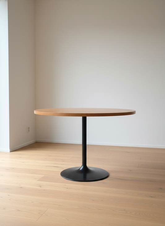 Round Oak Dining Table