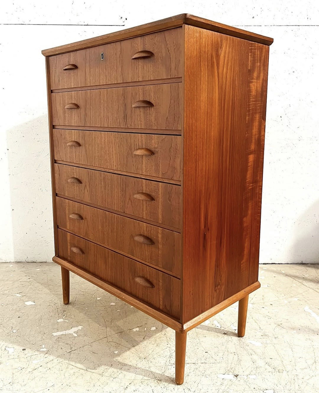 Teakwood Chest of Drawers, 6 Drawers