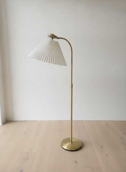 Le Klint 340 Floor Lamp