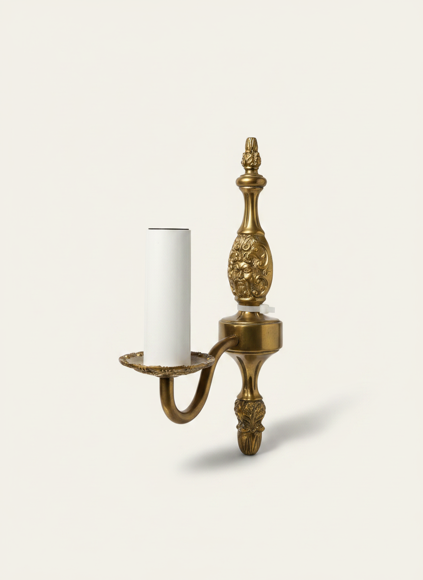 Vintage French Style Brass Wall Lamp