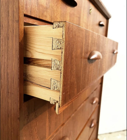 Teakwood Chest of Drawers, 6 Drawers