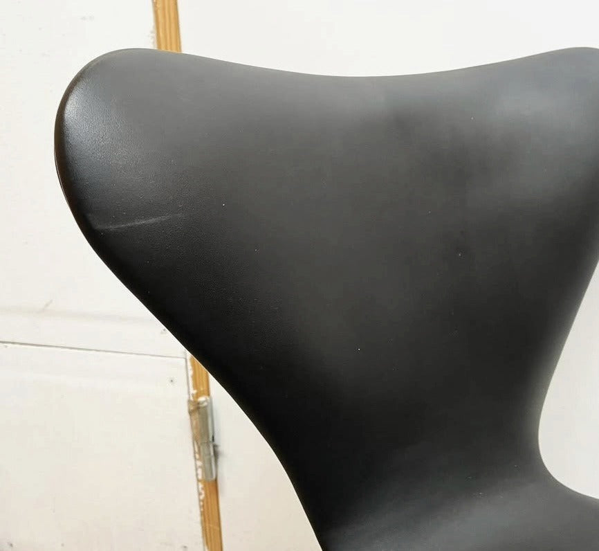 4 Arne Jacobsen stole 7er