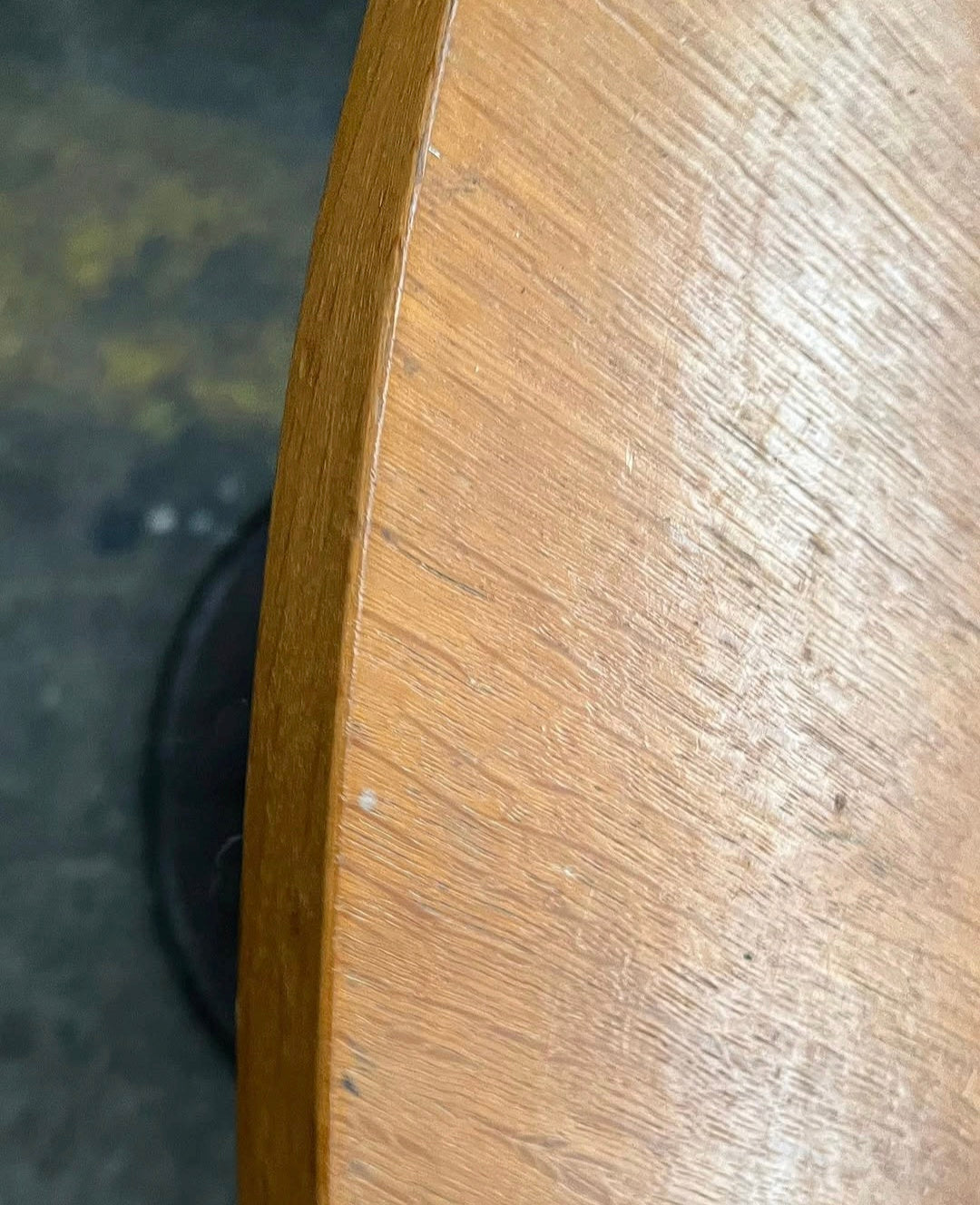Round Oak Dining Table