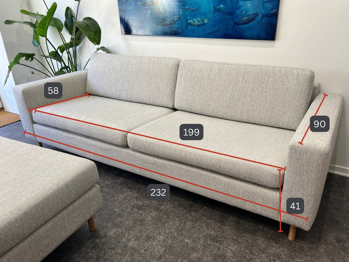 brugte-bolia-sofa-3-personers-lys-grå-1