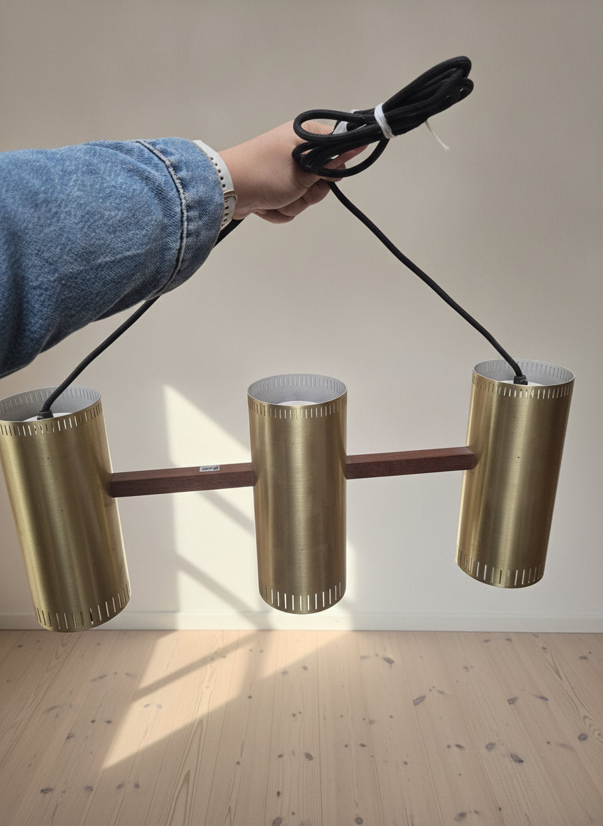 brugte-pendellampe-i-messing-og-træ