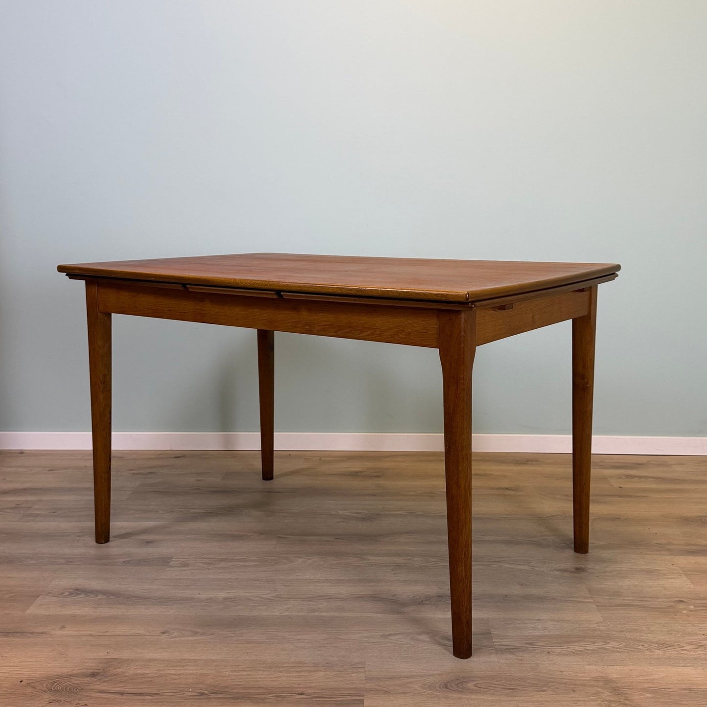 brugte-teak-spisebord-med-udtræk-6