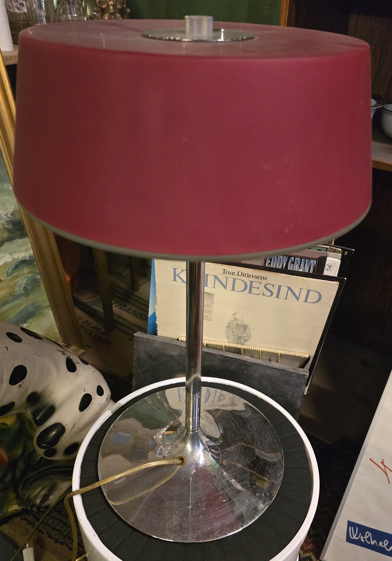 Red glass & Chrome Table Lamp