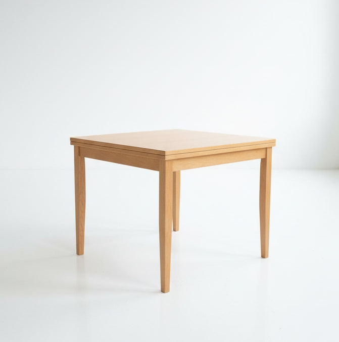 Extendable Wooden Dining Table