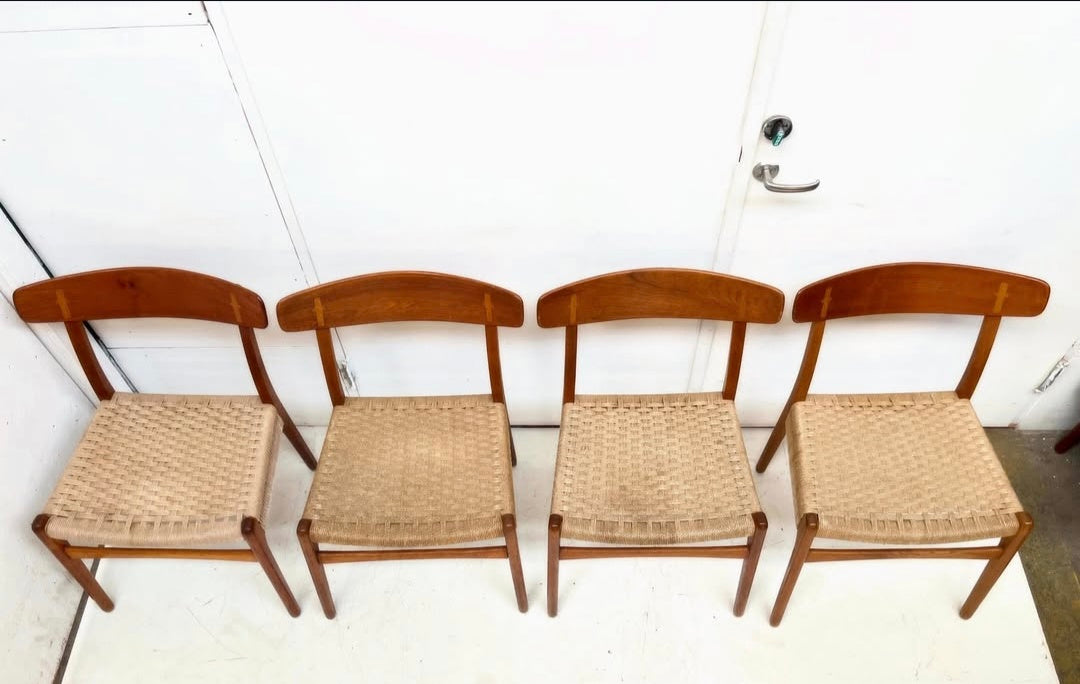4 Hans Wegner Ch23 Dining Chairs