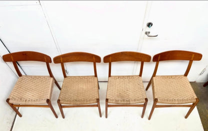 4 Hans Wegner Ch23 Dining Chairs