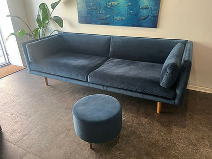 Formel A Velour Sofa med Puf, Petroleumsblå